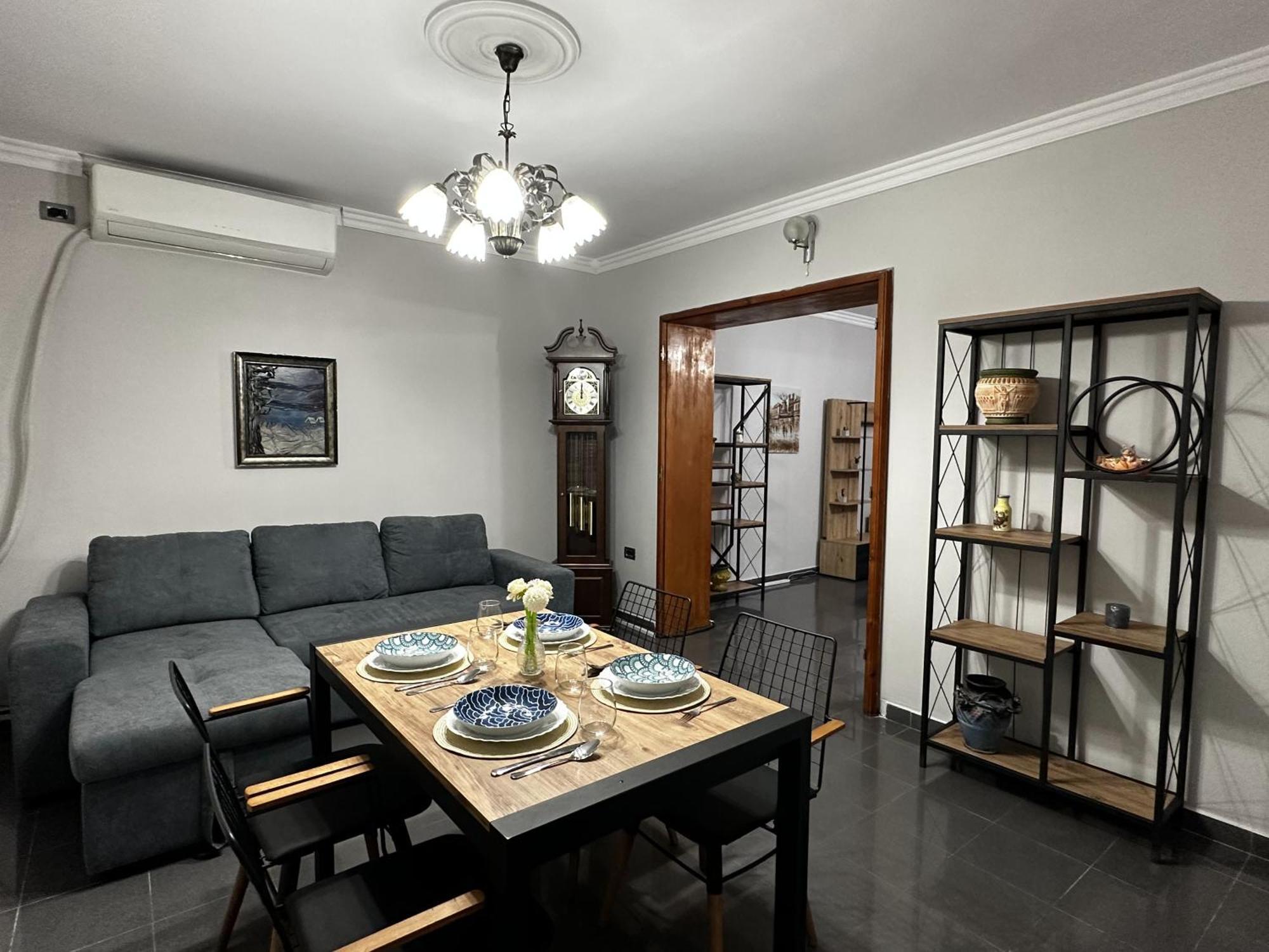 Tirana Treasure: Chic 2Br-Apartment 8Min To Skanderbeg Place Eksteriør billede