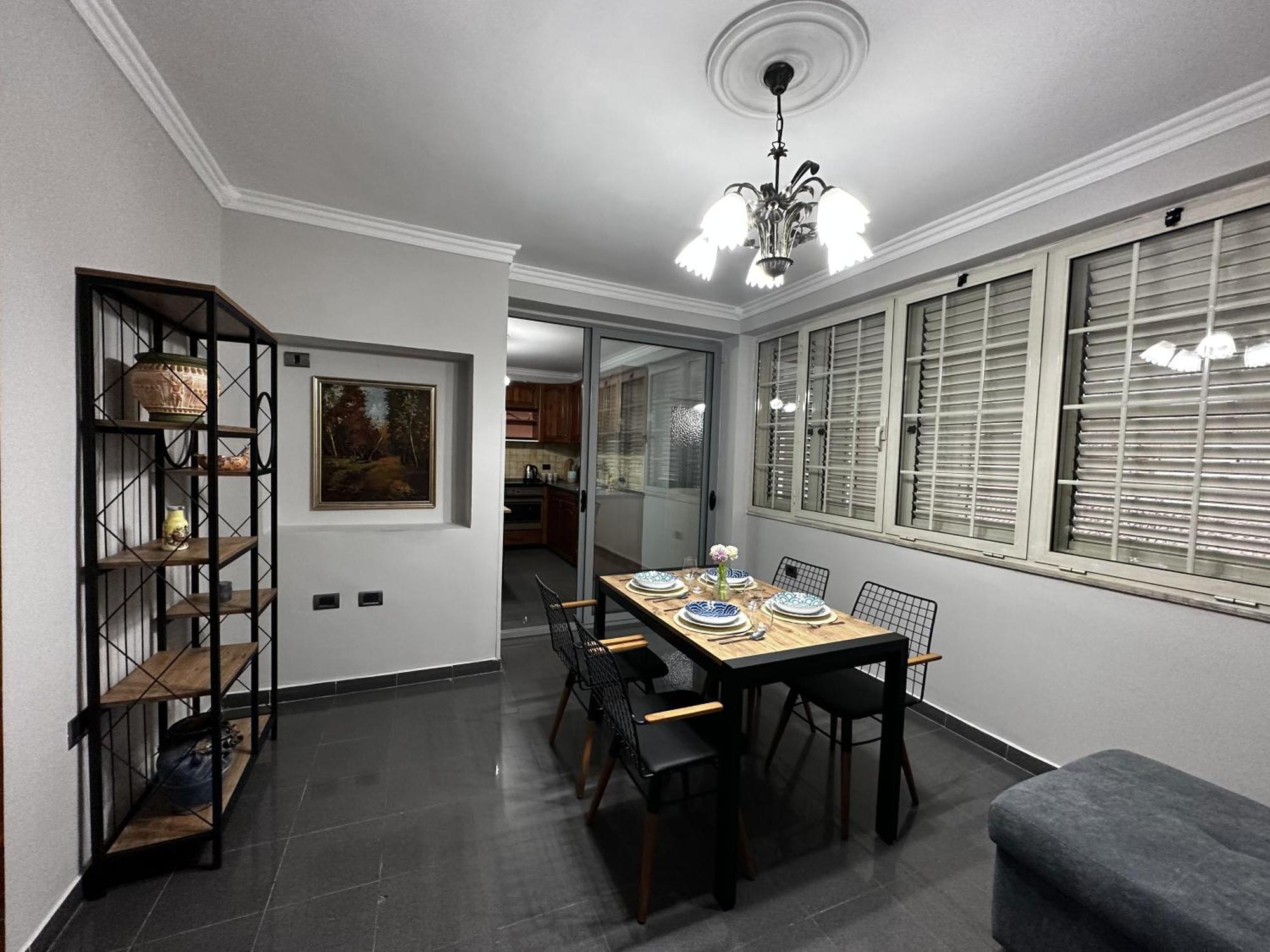 Tirana Treasure: Chic 2Br-Apartment 8Min To Skanderbeg Place Eksteriør billede