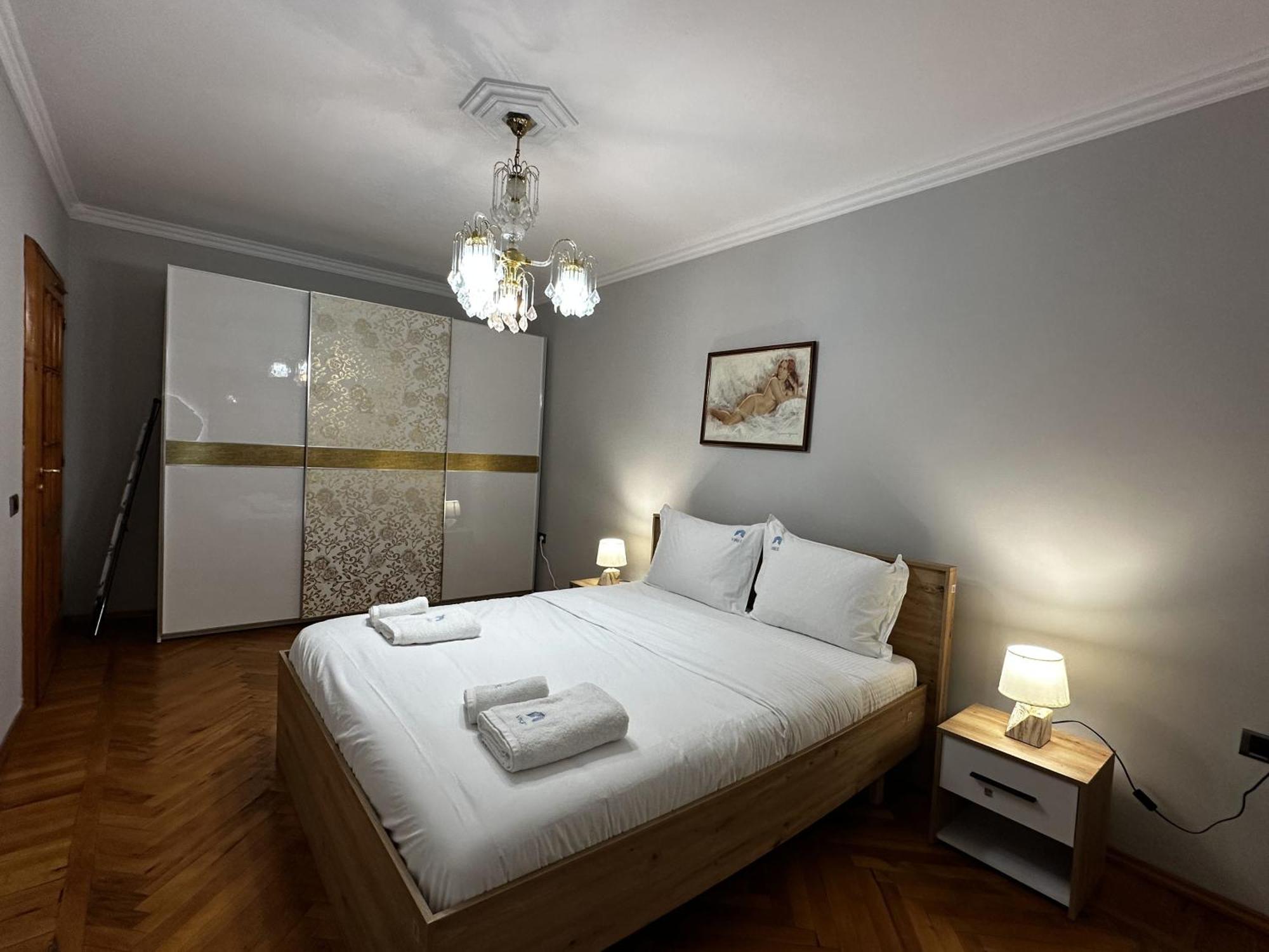 Tirana Treasure: Chic 2Br-Apartment 8Min To Skanderbeg Place Eksteriør billede
